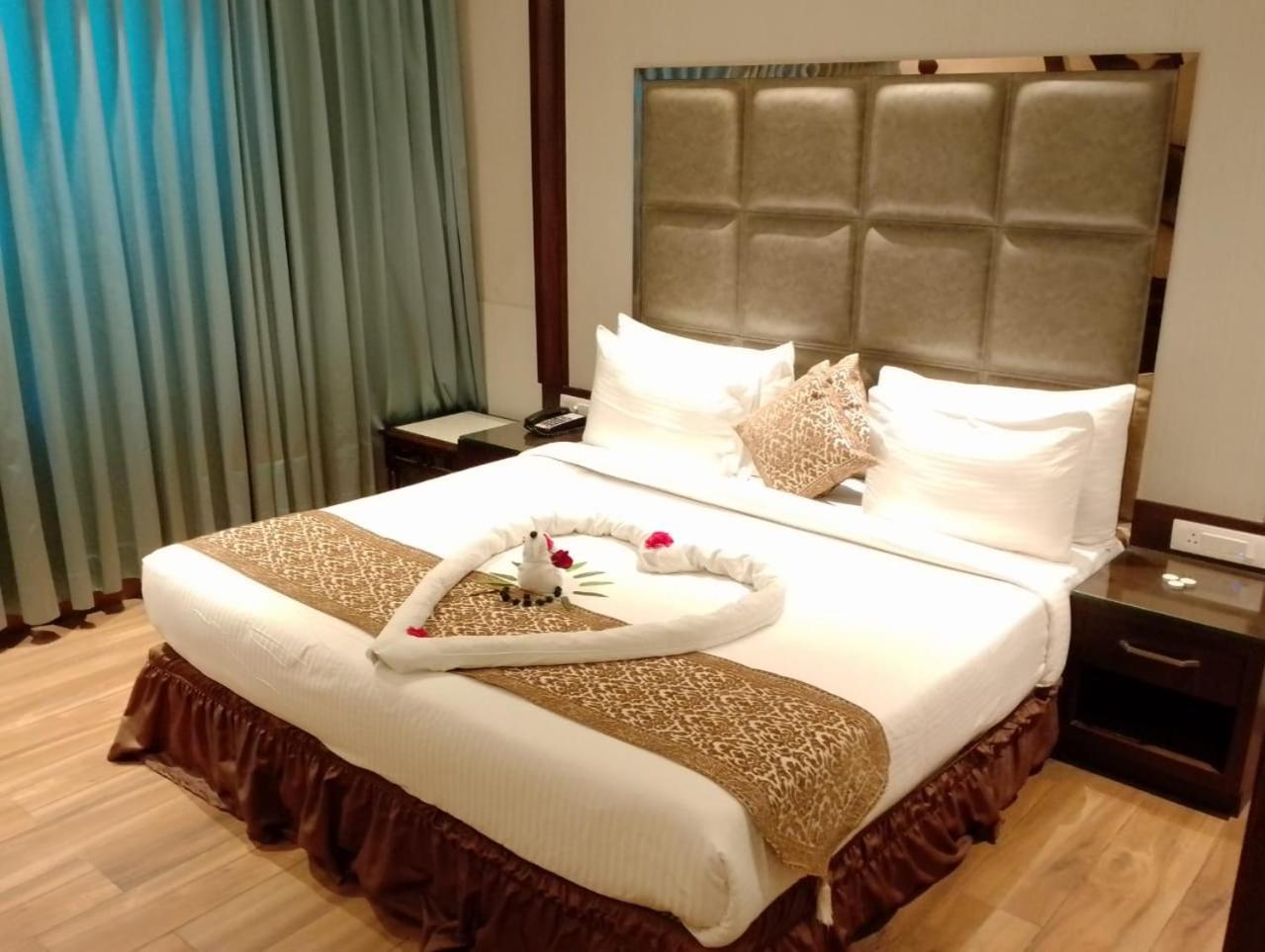 The Stella Hotel & Resort Ludhiana Luaran gambar
