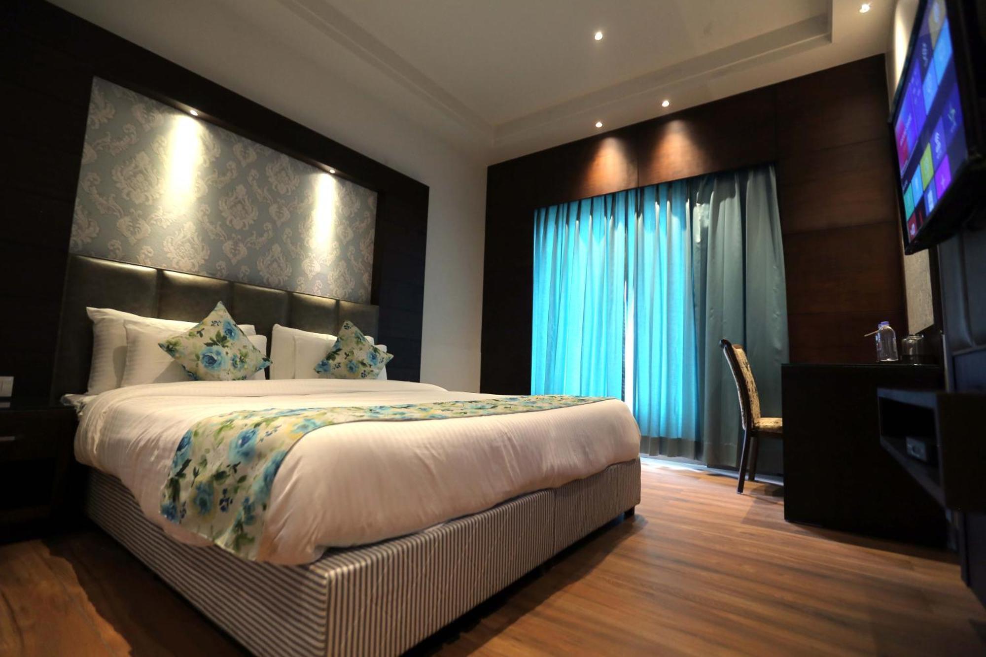 The Stella Hotel & Resort Ludhiana Luaran gambar